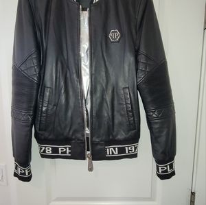 Authentic Philipp Plein leather jacket ( size small, jacket runs small, black)